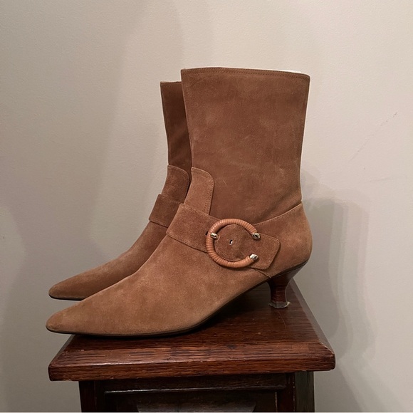 Circa Joan & David Brown Tan Suede Low Ankle Kitten Heel Boots - Picture 1 of 7